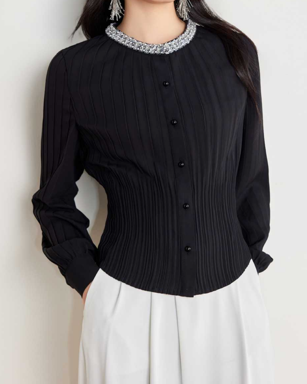 ラウンドネックビジュープリーツブラウス 2435