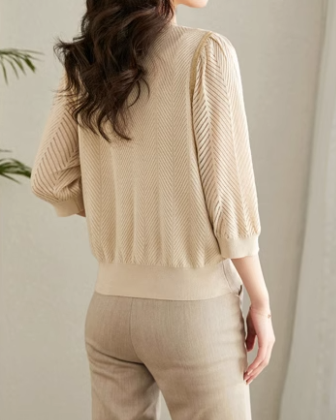 ラウンドネック7分袖ニットプルオーバー 2405