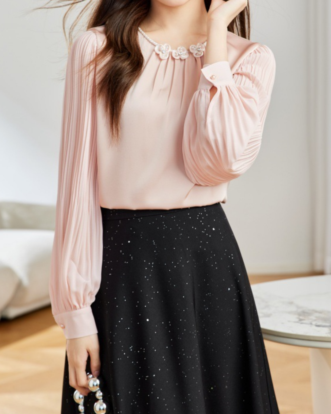 ビーズフラワープリーツブラウス 2451