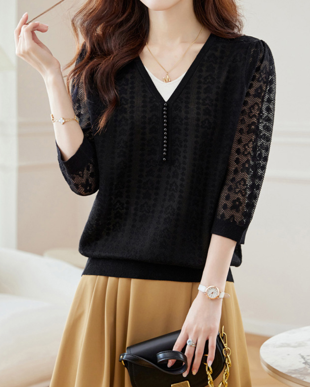 Vネックレイヤードパールニットプルオーバー 2407