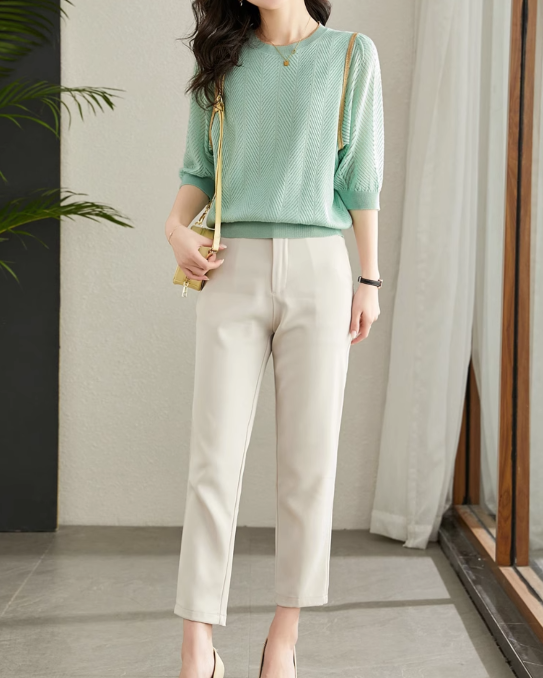 ラウンドネック7分袖ニットプルオーバー 2405