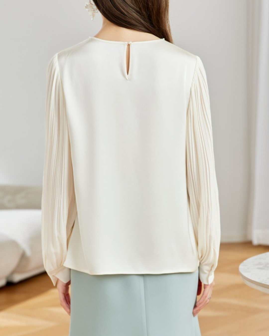 ビーズフラワープリーツブラウス 2451