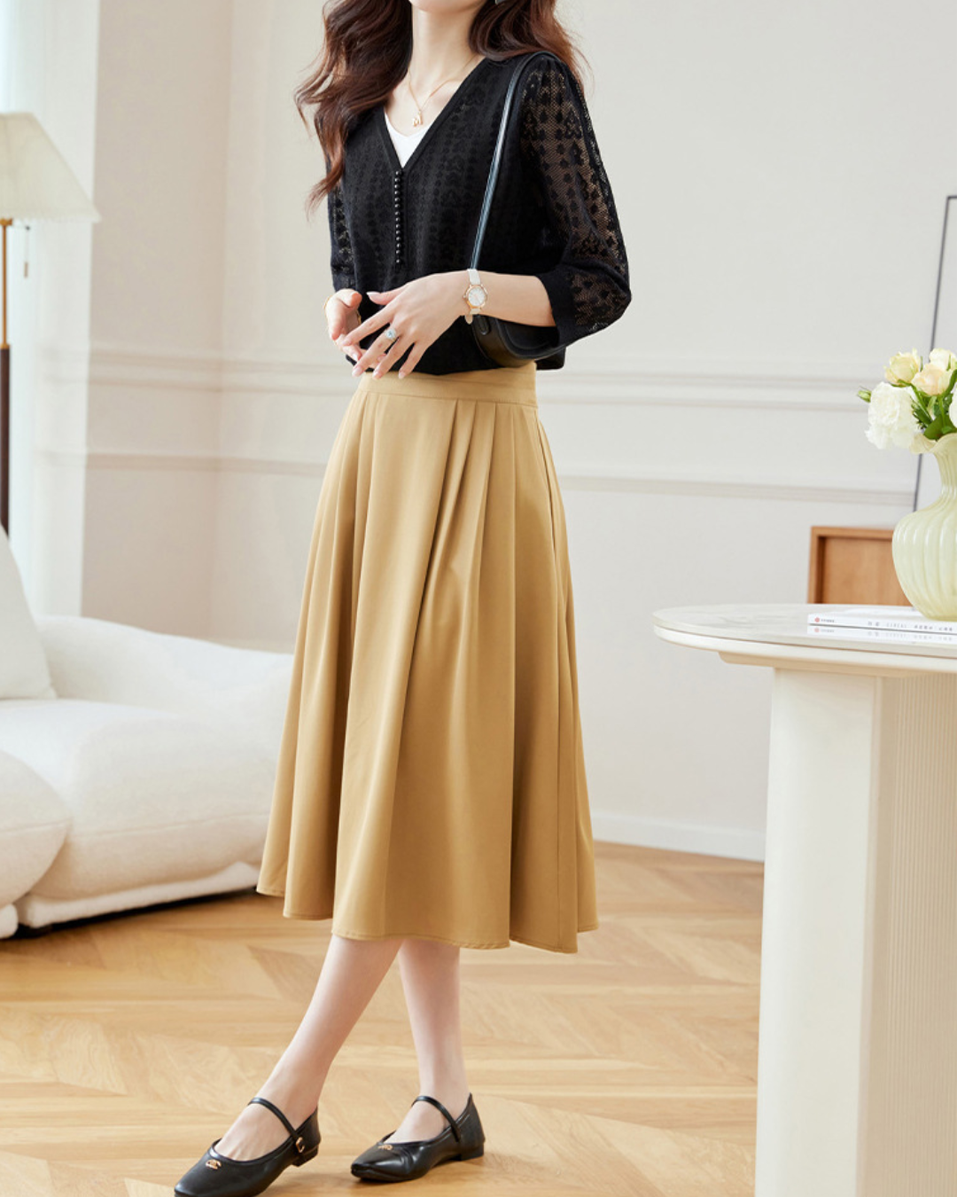 Vネックレイヤードパールニットプルオーバー 2407