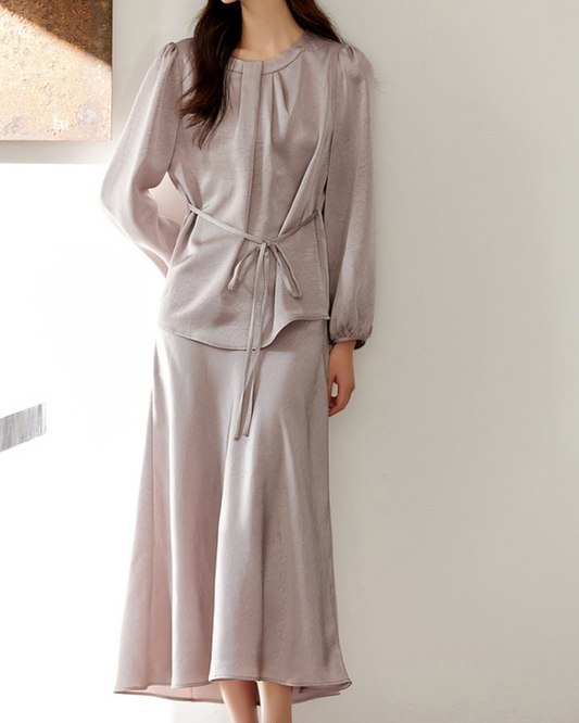 【セットアップ】ストラップタックブラウス+ハイウエストフレアスカート 2425