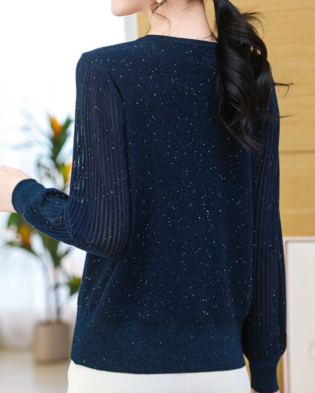 パールラウンドネックスパンコールニットプルオーバー 2412